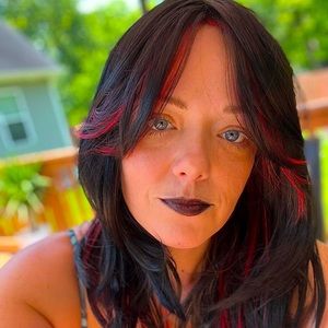 Red and Black layered bob wig